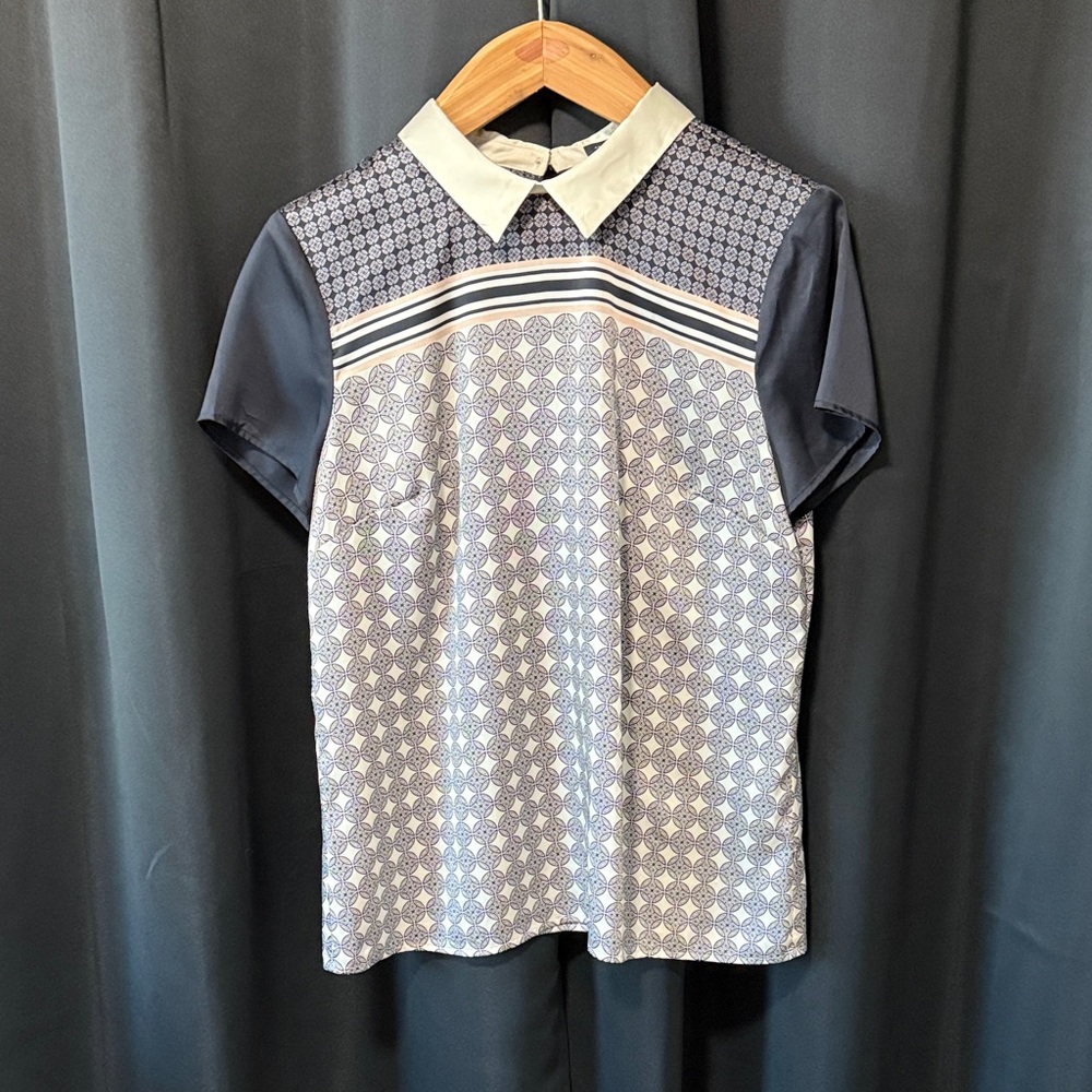 Ann Taylor Blue and Cream Geometric Blouse
